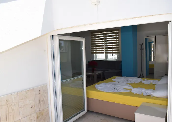 Aparthotel Gueden-pearl , Grosse Mit Kueche , Privater , Ausgezeichnetes Fruehstueck 4*