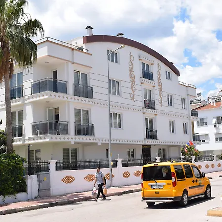 Gueden-pearl , Grosse Mit Kueche , Privater , Ausgezeichnetes Fruehstueck Aparthotel Antalya