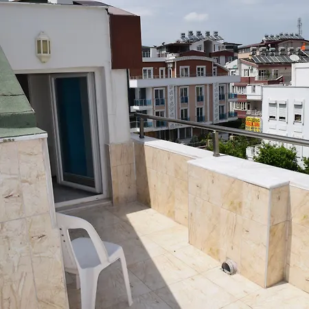 Gueden-pearl , Grosse Mit Kueche , Privater , Ausgezeichnetes Fruehstueck 4*