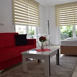 Gueden-pearl , Grosse Mit Kueche , Privater , Ausgezeichnetes Fruehstueck Apart Otel