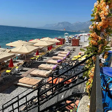 Gueden-pearl , Grosse Mit Kueche , Privater , Ausgezeichnetes Fruehstueck Apartmanhotel 4*