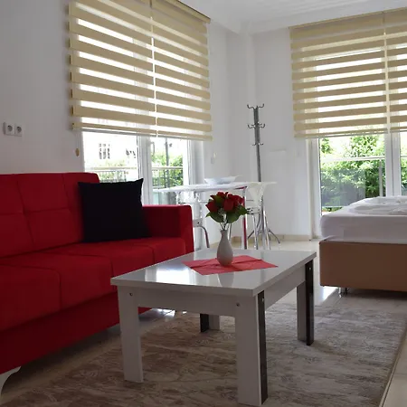 Gueden-pearl , Grosse Mit Kueche , Privater , Ausgezeichnetes Fruehstueck Hotel de apartamente
