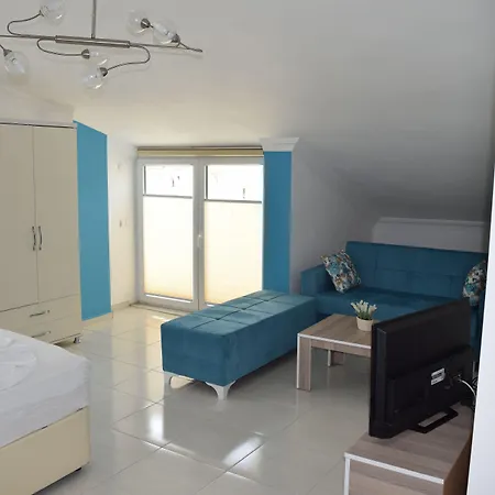 Gueden-pearl , Grosse Mit Kueche , Privater , Ausgezeichnetes Fruehstueck Hotel de apartamente