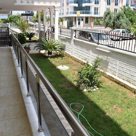 Gueden-pearl , Grosse Mit Kueche , Privater , Ausgezeichnetes Fruehstueck Hotel de apartamente Antalya